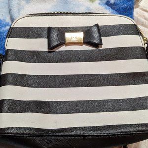 Crossbody purse